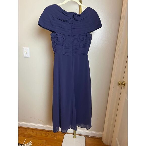 TADASHI SHOJI Purple Jeweled Embellished Silk V-neck Cocktail Dress Sz. 2 - Picture 5 of 7